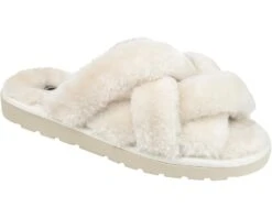 Journee Collection Faux Fur Quiet Slipper