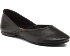 Kelsi Dagger Brooklyn Painter