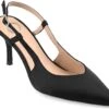 Journee Collection Knightly Pump