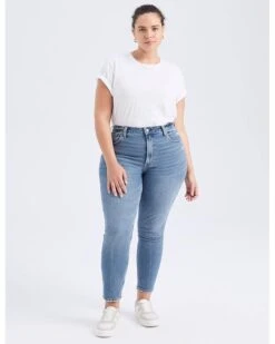 Abercrombie & Fitch Curve Love High Rise Jeans
