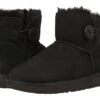 UGG Mini Bailey Button II